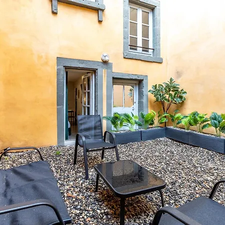 L'elehouse Terrasse A Apartment